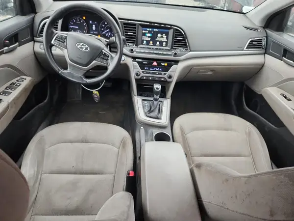 5NPD84LF4JH273528 2018 HYUNDAI ELANTRA - Image 8