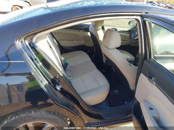 5NPD84LF4JH274095 2018 HYUNDAI ELANTRA - Image 8