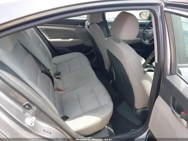 5NPD84LF4JH276560 2018 HYUNDAI ELANTRA - Image 8