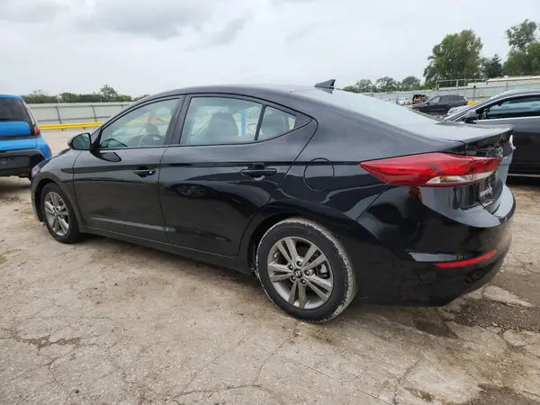 5NPD84LF4JH278759 2018 HYUNDAI ELANTRA - Image 2