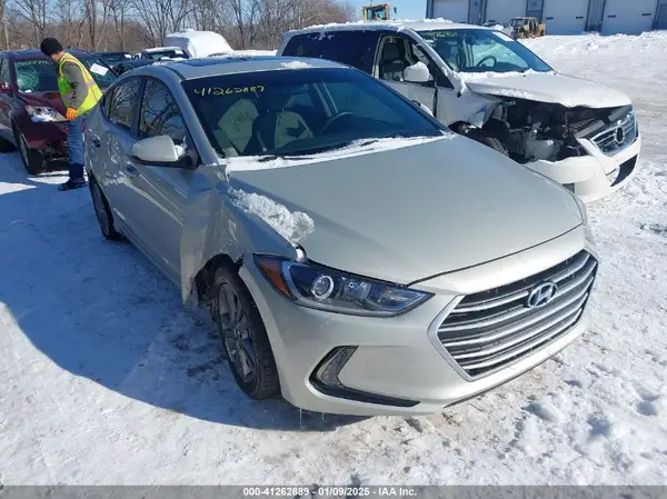 5NPD84LF4JH278874 2018 HYUNDAI ELANTRA - Image 1