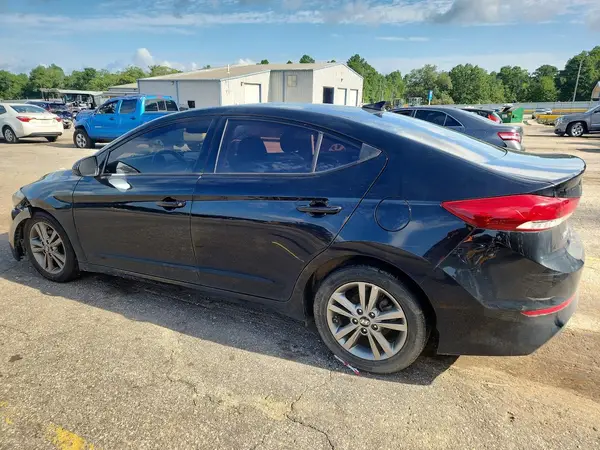 5NPD84LF4JH279409 2018 HYUNDAI ELANTRA - Image 2