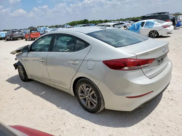 5NPD84LF4JH280768 2018 HYUNDAI ELANTRA - Image 2