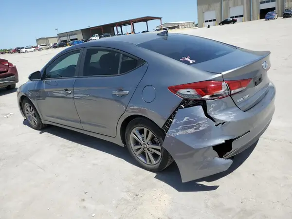 5NPD84LF4JH281273 2018 HYUNDAI ELANTRA - Image 2
