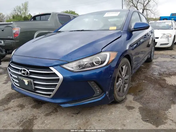 5NPD84LF4JH281483 2018 HYUNDAI ELANTRA - Image 2