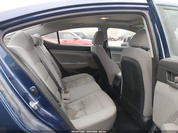 5NPD84LF4JH281483 2018 HYUNDAI ELANTRA - Image 8