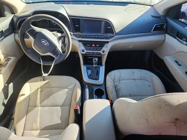 5NPD84LF4JH282147 2018 HYUNDAI ELANTRA - Image 8