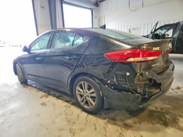 5NPD84LF4JH288224 2018 HYUNDAI ELANTRA - Image 2