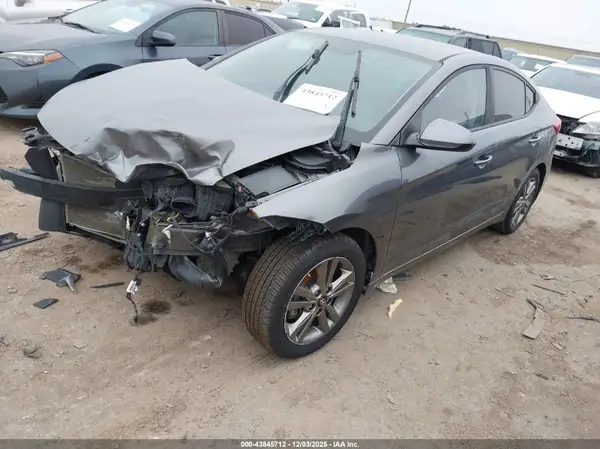 5NPD84LF4JH289969 2018 HYUNDAI ELANTRA - Image 2