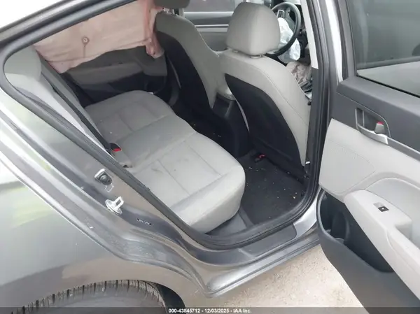 5NPD84LF4JH289969 2018 HYUNDAI ELANTRA - Image 8