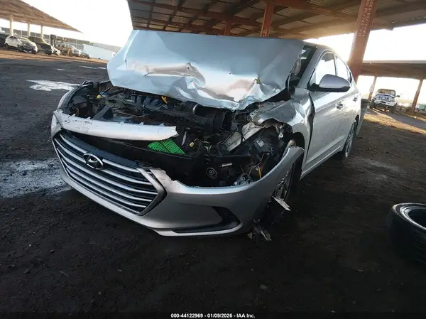 5NPD84LF4JH291625 2018 HYUNDAI ELANTRA - Image 2