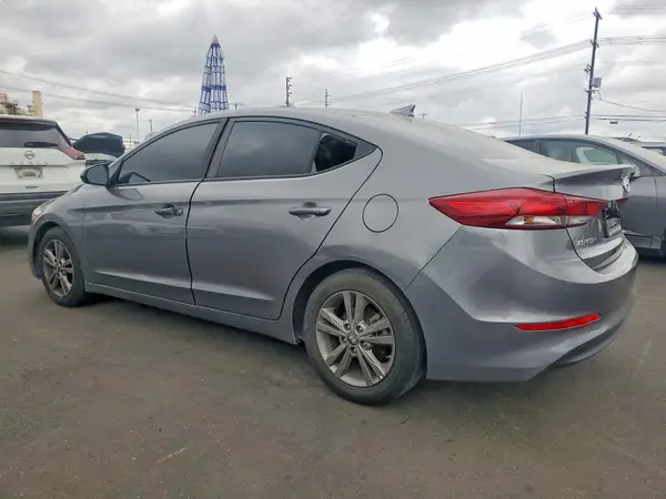 5NPD84LF4JH292483 2018 HYUNDAI ELANTRA - Image 2