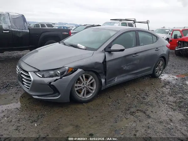 5NPD84LF4JH292709 2018 HYUNDAI ELANTRA - Image 2
