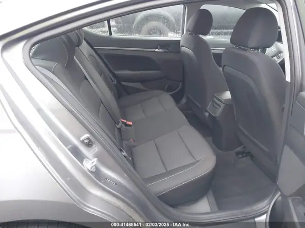 5NPD84LF4JH292709 2018 HYUNDAI ELANTRA - Image 8