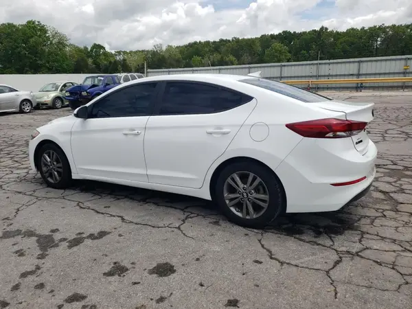 5NPD84LF4JH294962 2018 HYUNDAI ELANTRA - Image 2