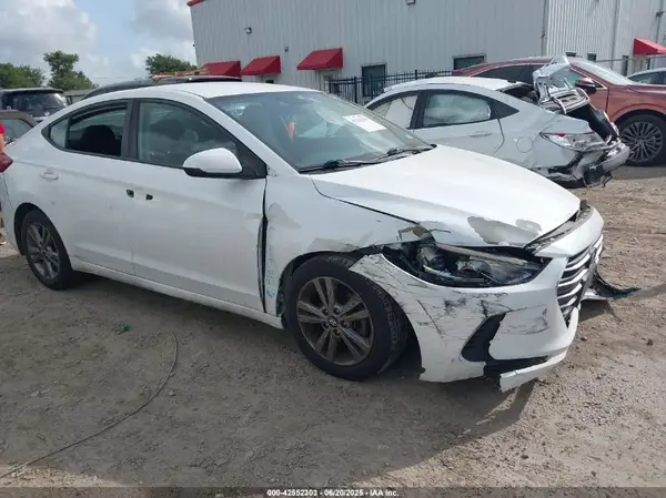 5NPD84LF4JH295481 2018 HYUNDAI ELANTRA - Image 1