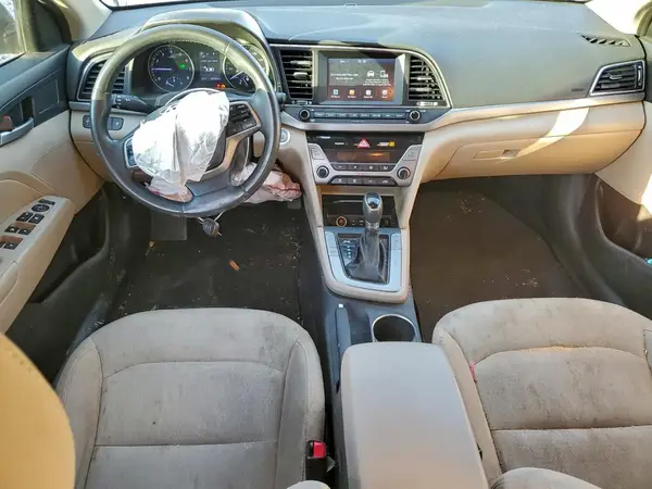 5NPD84LF4JH296520 2018 HYUNDAI ELANTRA - Image 8