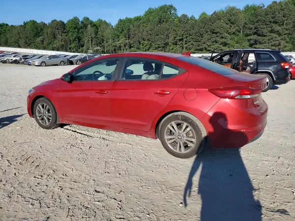 5NPD84LF4JH301487 2018 HYUNDAI ELANTRA - Image 2