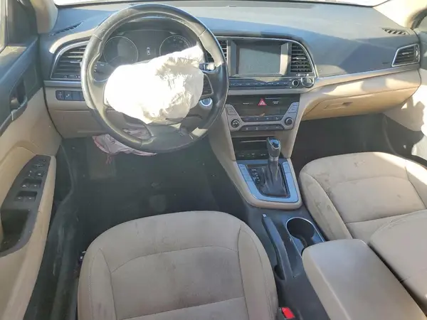 5NPD84LF4JH301487 2018 HYUNDAI ELANTRA - Image 8