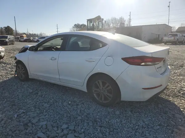 5NPD84LF4JH301764 2018 HYUNDAI ELANTRA - Image 2