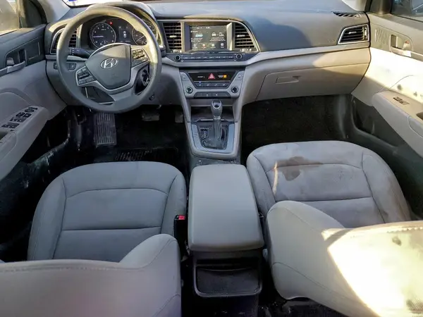 5NPD84LF4JH302588 2018 HYUNDAI ELANTRA - Image 8