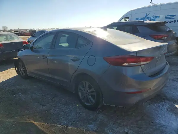 5NPD84LF4JH305295 2018 HYUNDAI ELANTRA - Image 2