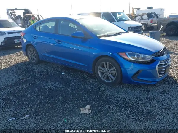 5NPD84LF4JH305443 2018 HYUNDAI ELANTRA - Image 1