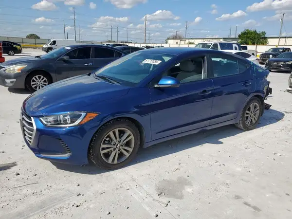 5NPD84LF4JH305670 2018 HYUNDAI ELANTRA - Image 1