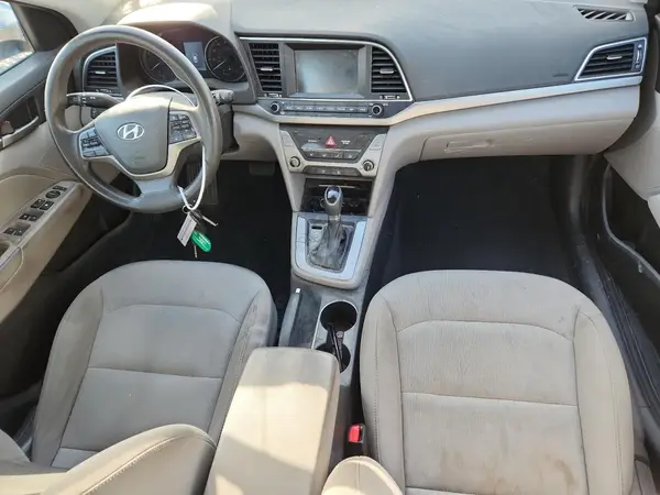 5NPD84LF4JH307645 2018 HYUNDAI ELANTRA - Image 8
