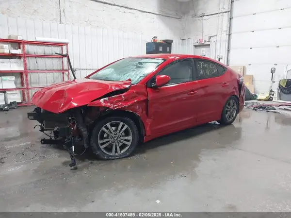 5NPD84LF4JH307760 2018 HYUNDAI ELANTRA - Image 2