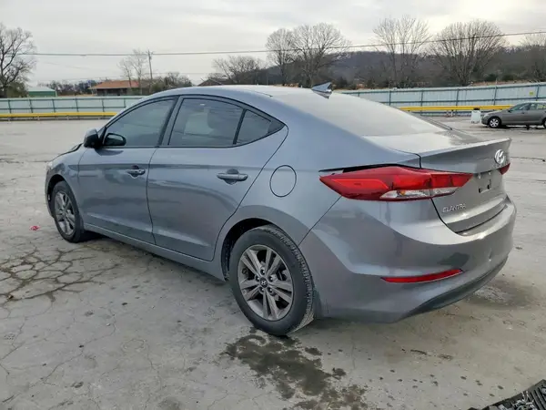 5NPD84LF4JH309511 2018 HYUNDAI ELANTRA - Image 2