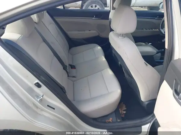 5NPD84LF4JH310321 2018 HYUNDAI ELANTRA - Image 8