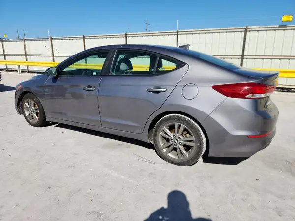 5NPD84LF4JH312568 2018 HYUNDAI ELANTRA - Image 2