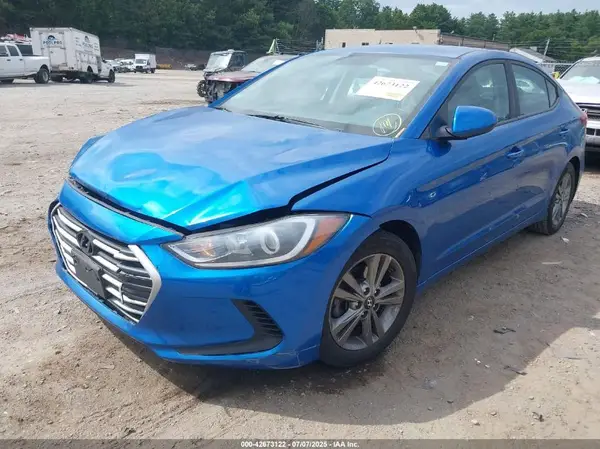 5NPD84LF4JH313235 2018 HYUNDAI ELANTRA - Image 2