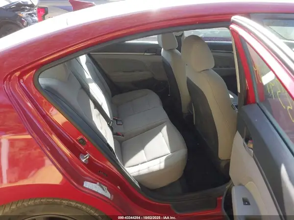 5NPD84LF4JH316863 2018 HYUNDAI ELANTRA - Image 8