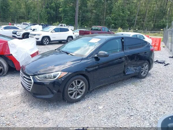 5NPD84LF4JH317639 2018 HYUNDAI ELANTRA - Image 2