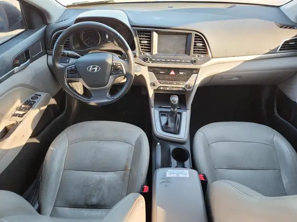 5NPD84LF4JH318497 2018 HYUNDAI ELANTRA - Image 8