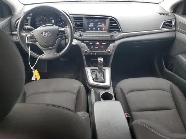 5NPD84LF4JH320881 2018 HYUNDAI ELANTRA - Image 8
