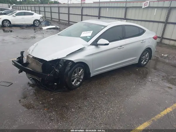 5NPD84LF4JH322355 2018 HYUNDAI ELANTRA - Image 2