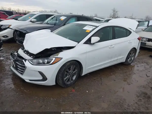 5NPD84LF4JH324154 2018 HYUNDAI ELANTRA - Image 2