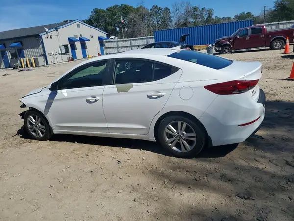 5NPD84LF4JH324199 2018 HYUNDAI ELANTRA - Image 2