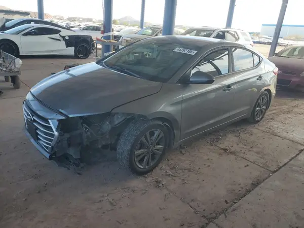 5NPD84LF4JH325871 2018 HYUNDAI ELANTRA - Image 1