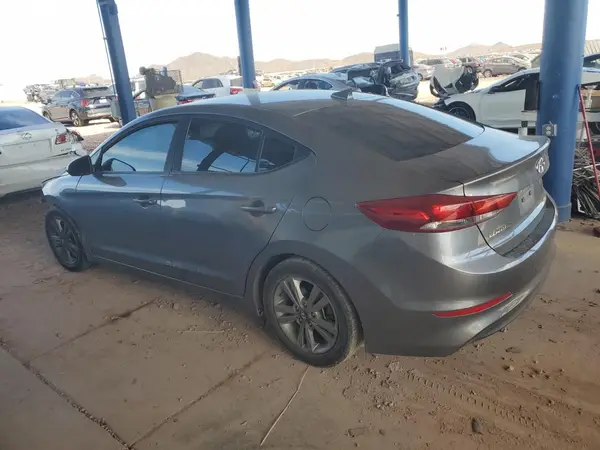 5NPD84LF4JH325871 2018 HYUNDAI ELANTRA - Image 2