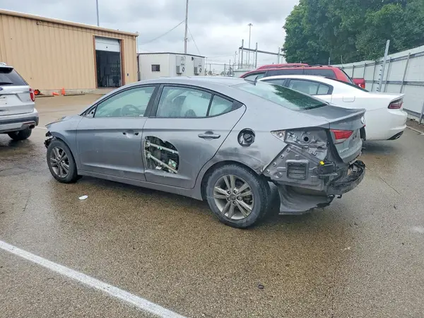 5NPD84LF4JH326759 2018 HYUNDAI ELANTRA - Image 2
