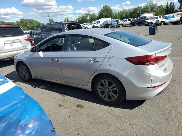 5NPD84LF4JH327328 2018 HYUNDAI ELANTRA - Image 2