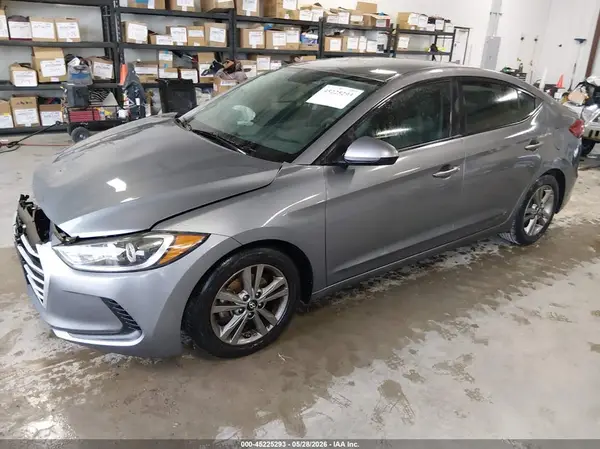 5NPD84LF4JH328558 2018 HYUNDAI ELANTRA - Image 2