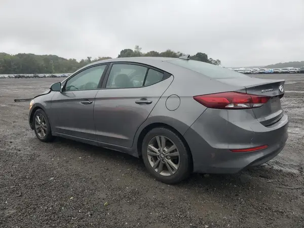 5NPD84LF4JH328611 2018 HYUNDAI ELANTRA - Image 2