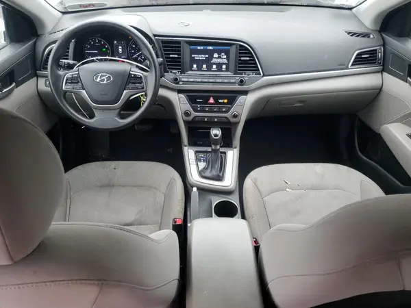 5NPD84LF4JH328611 2018 HYUNDAI ELANTRA - Image 8