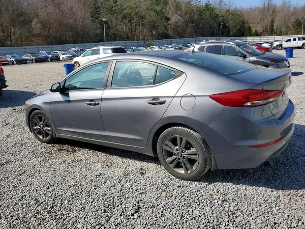 5NPD84LF4JH328625 2018 HYUNDAI ELANTRA - Image 2