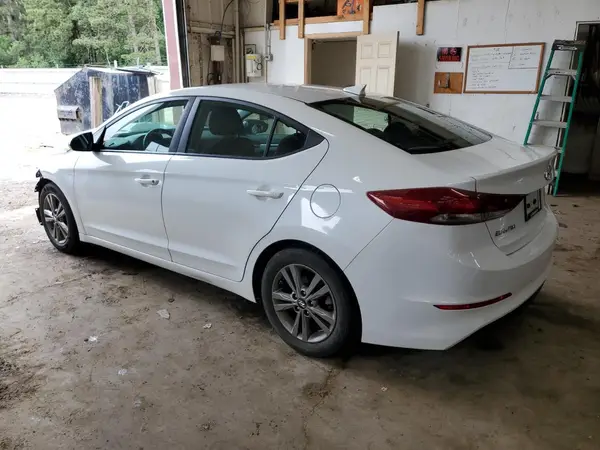 5NPD84LF4JH329323 2018 HYUNDAI ELANTRA - Image 2
